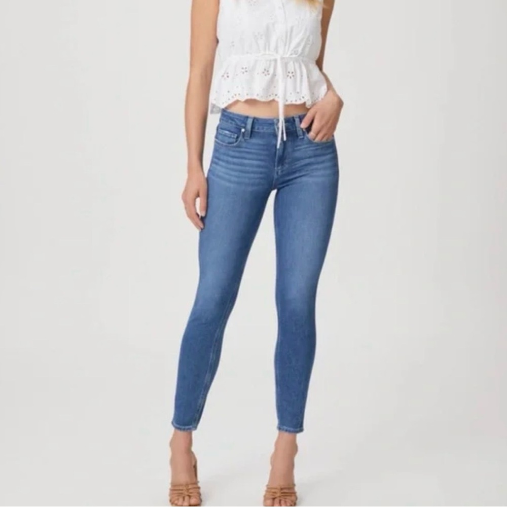 PAIGE Women's Verdugo Crop Jeans